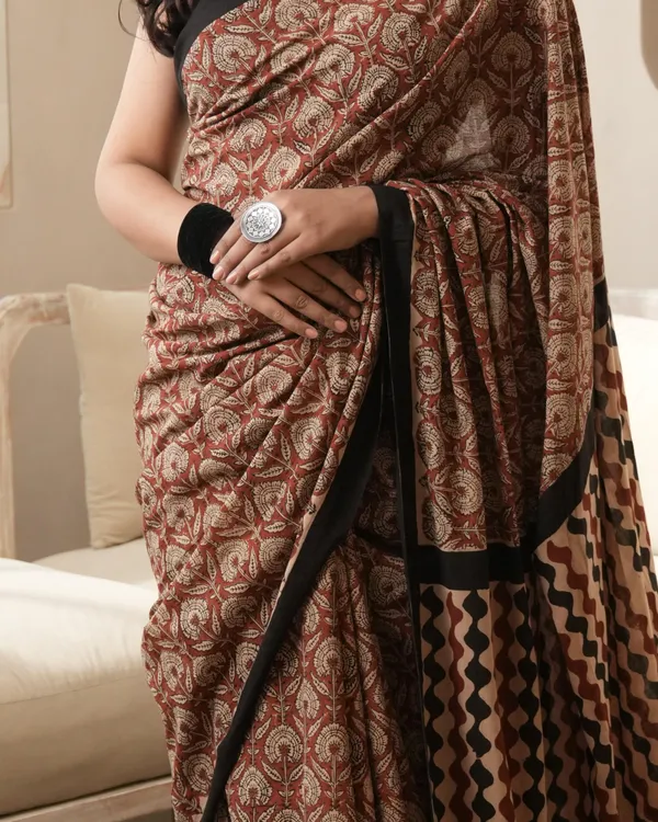 Red_Cotton_Jaal_Print_Mul_Saree_For_Women
